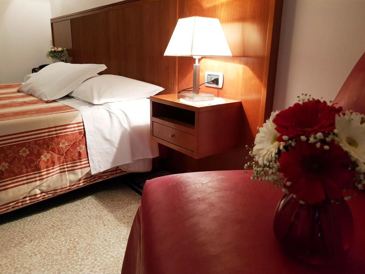 Hotel Nappo San Marzano sul Sarno Buitenkant foto